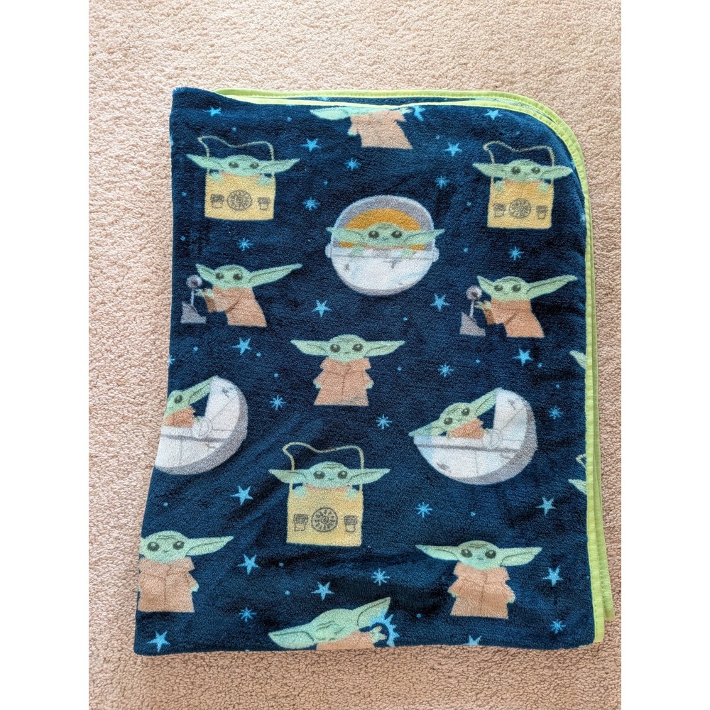 Star Wars Mandalorian Grogu Fleece Throw Navy Blue‎ Factory Weaving Flaw